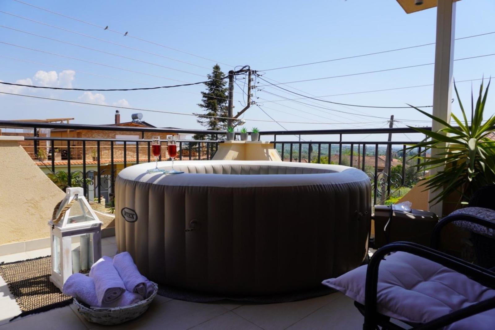 Villa Vaso With Jacuzzi Эпаноми Экстерьер фото